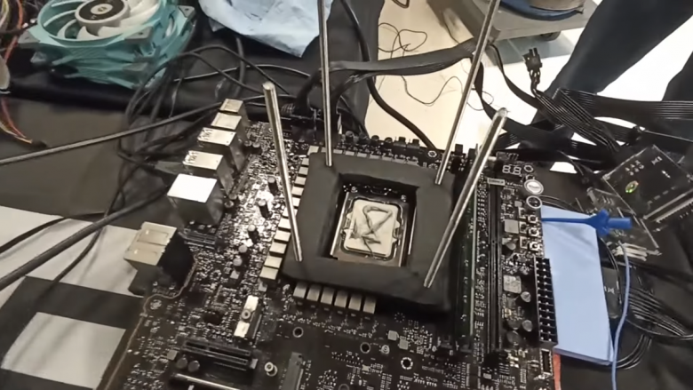 Një rekord i ri botëror është vendosur me procesorin e ri Core i9-14900 nga Intel, pamje që e dëshmojnë këtë