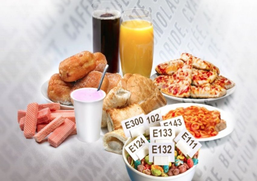 Kërkoni këto 9 flamuj të kuq për të identifikuar ushqimin që është ultra i përpunuar