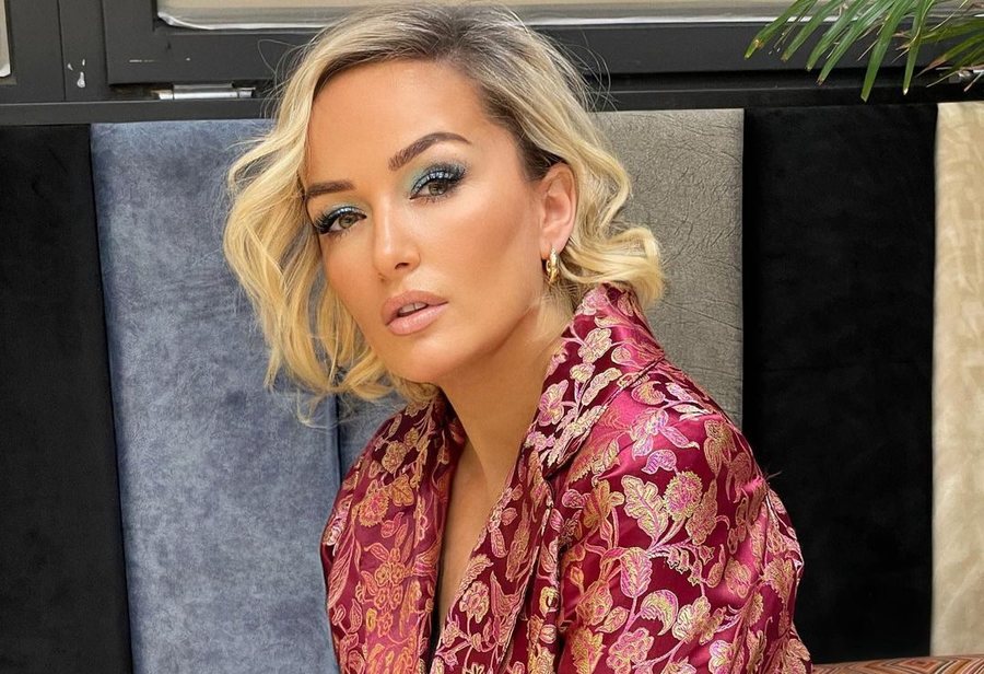 “Lutuni që të kthehem mirë”, Adriana Matoshi njofton se po përballet me një sëmundje të re