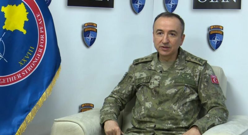 Ulutas: KFOR vazhdon përpjekjet për të parandaluar çdo përshkallëzim, i gatshëm t’i përgjigjet çdo sfide