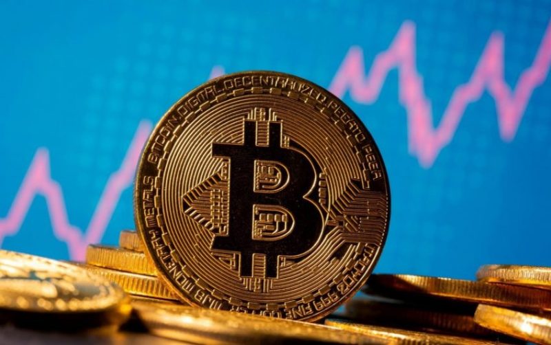 Rekordi i ri historik për Bitcoin-in, ka kaluar 71.000 dollarë