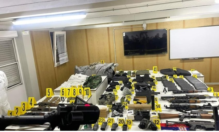 Konfiskohet sasi e madhe e armatimit në veri të Kosovës