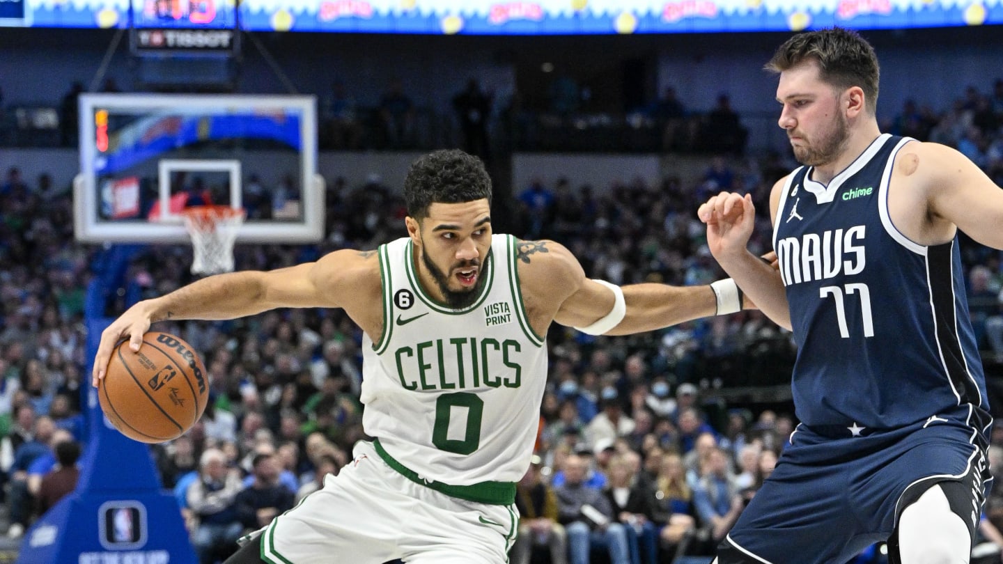 Boston Celtics shkatërroi Dallas Mavericksin në ndeshjen e parë finale të NBA