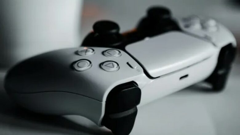 PlayStation 5 Pro mund të jetë vetëm disa javë nga prezantimi – në rrjetet sociale publikohet një “dizajn i mundshëm”