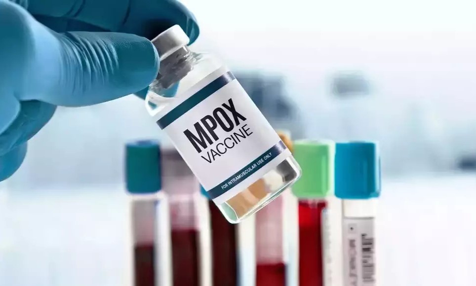 Miratohet vaksina e parë Mpox për përdorim global