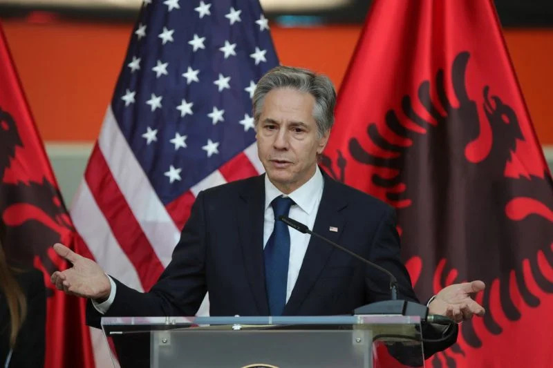 SHBA uron Pavarësinë, Blinken: Marrëdhënia e ngushtë midis kombeve tona, e ndërtuar mbi vlerat demokratike
