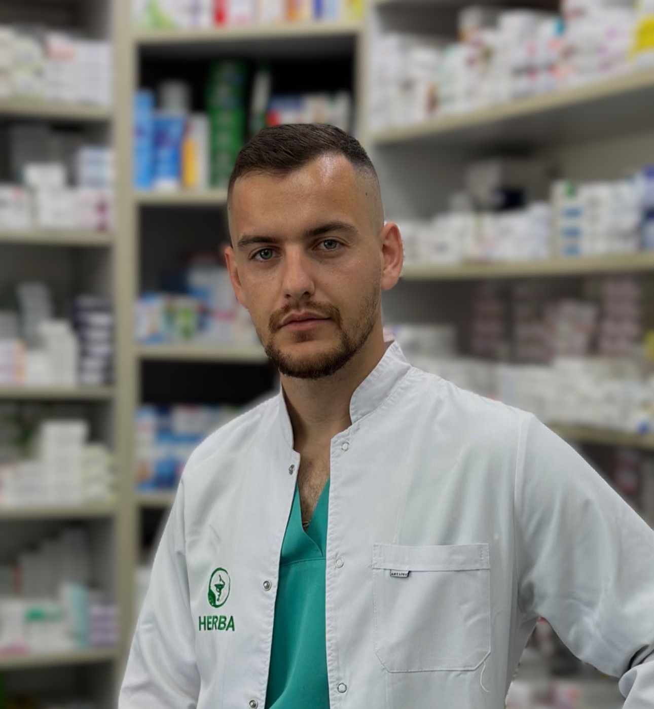 Bujamin Statovci - Farmacisti i vetëm në Shkup i Ilaceve Topikale për Sëmundjet e Lëkurës!