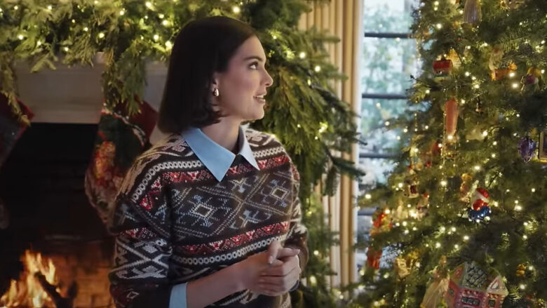 Brenda shtëpisë milionëshe të Kendall Jenner të cilën e dekoroi për Krishtlindje (VIDEO)