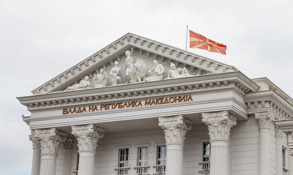 Qeveria e RMV-së propozon edhe tre ambasadorë të rinj, iniciohet procedurë për tërheqjen e nëntë ambasadorëve