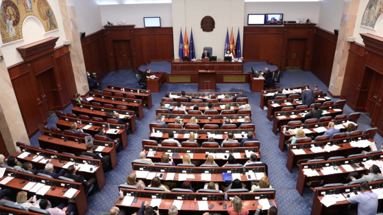 Ligji për mbrojtjen e fëmijëve përsëri në procedurë parlamentare në Maqedoni