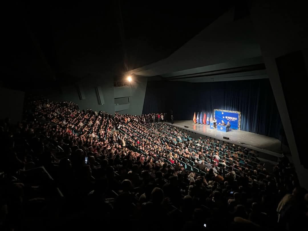 Bujar Osmani - Çair, ju dua fort!