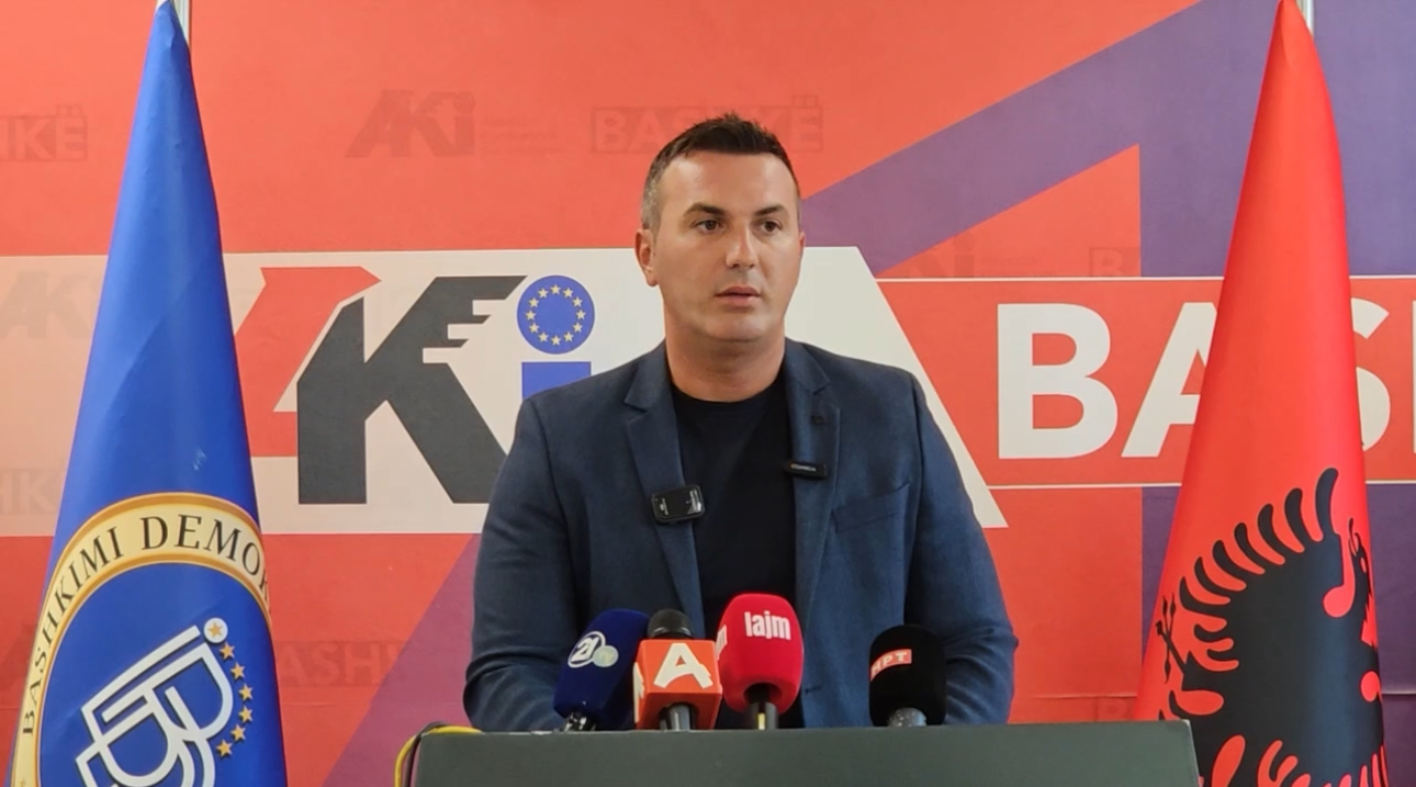 Arbër Ademi: Mickovski nuk ka kandidat në Tetovë, Çair dhe Gostivar sepse ika kandidatët e tij në VLEN