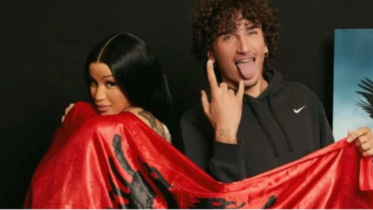 Cardi B surprizon sërish, shfaqet me flamurin shqiptar. Çfarë po paralajmëron?