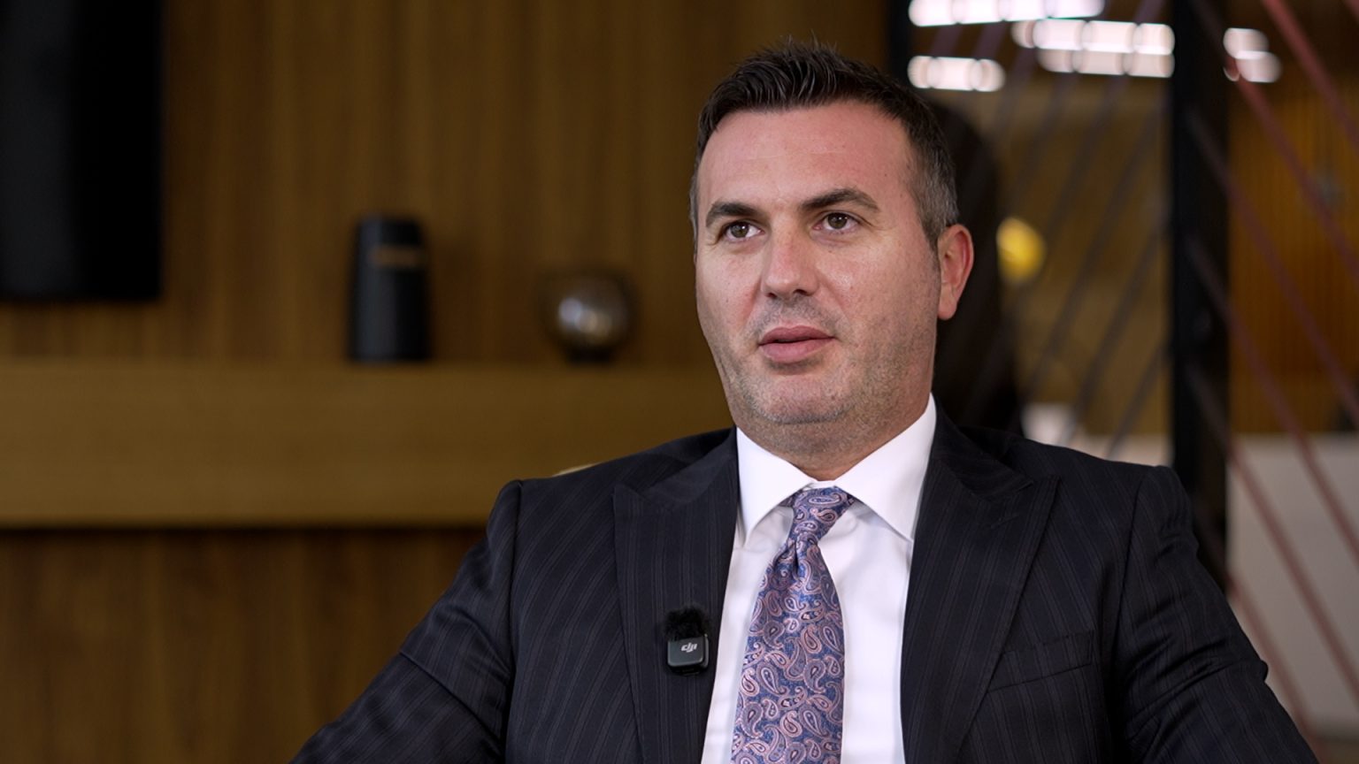 Ademi: Ahmeti dhe Mickoski do të diskutojnë zgjedhjen e qeverisë me Badenter