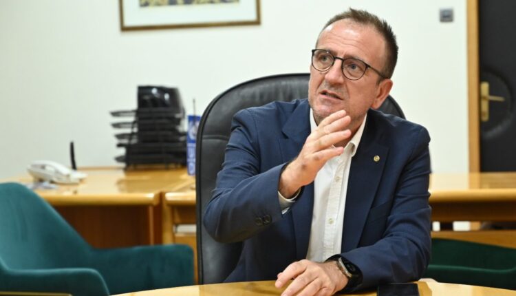 Taravari: Mickoski vetë do të kërkojë zgjedhje të parakohshme parlamentare