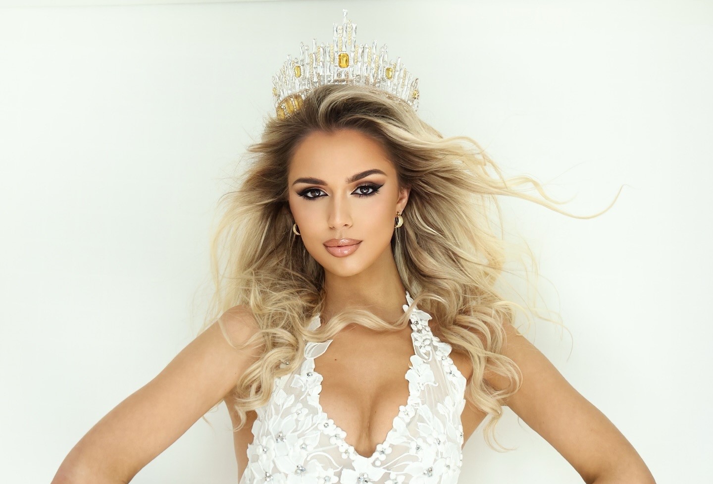 Samantha Shkreli, shqiptarja që përfaqësoi SHBA-në në “Miss Globe”: “Nuk do e përjashtoja hyrjen në Big Brother VIP”