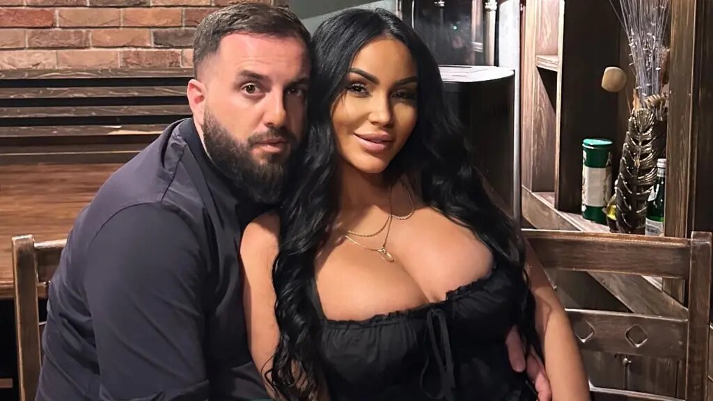 “Dashuria ime” – Fjolla Morina prezanton partnerin e ri, shfaqen duke u puthur në publik (Foto)