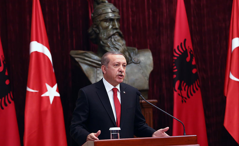 Turqia uron Shqipërinë për Ditën e Flamurit: Gëzuar aleatit tonë