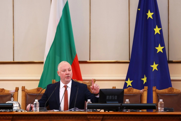 Zhelyazkov: Maqedonia e Veriut t'i respektojë parakushtet e dakorduara me Bullgarinë, për anëtarësimin në BE