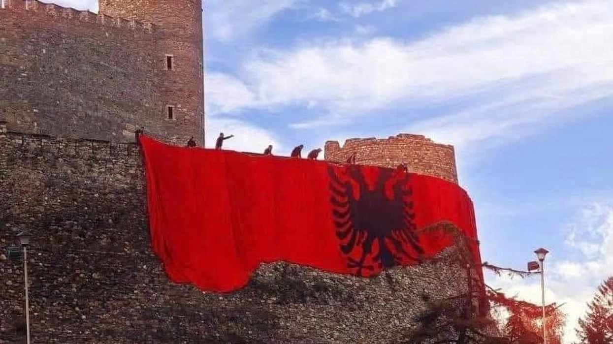 "Shvercerat" mbështesin protestën e 13 dhjetorit në Shkup: Lufta e UÇK-së ka qenë luftë e drejtë dhe për liri