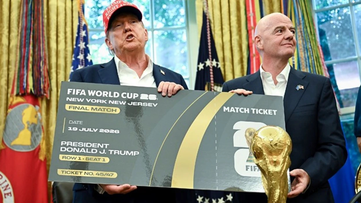 FIFA prezanton Çmimin e Paqes - a do të jetë Trump fituesi i parë?