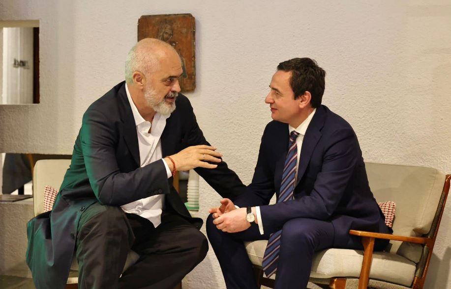 Rama uron Kurtin për fitoren në Zgjedhjet e Jashtëzakonshme