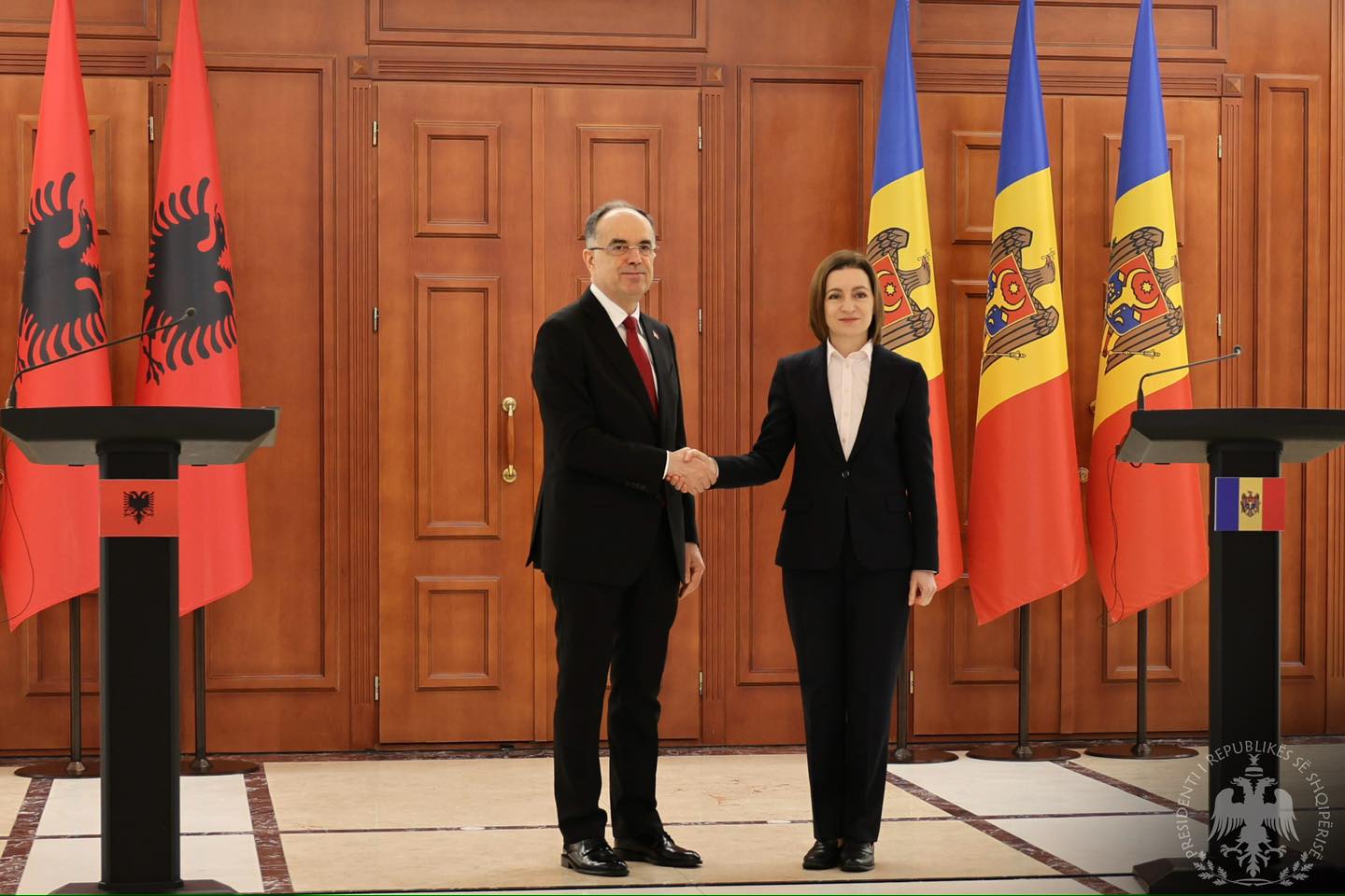 Begaj kërkon nga Moldavia të rishqyrtojë njohjen e Kosovës