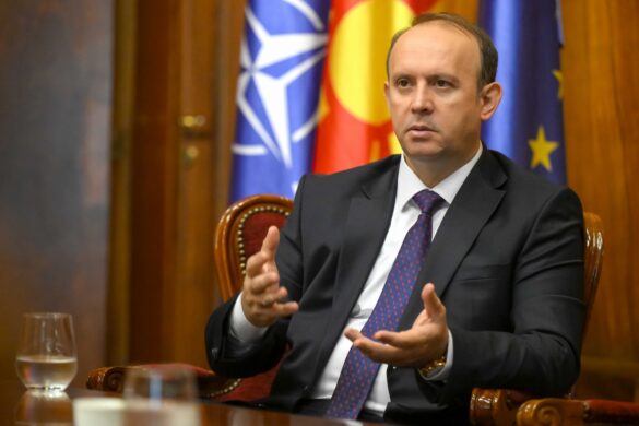 Gashi nuk e komenton kthimin e Grubit: Politika nuk duhet të përzihet në gjyqësor