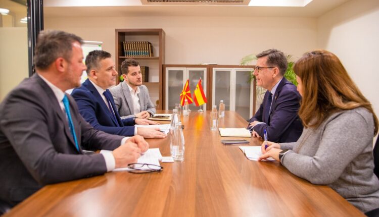 Hoxha-Soriano Ortiz: Përvoja spanjolle e dobishme për politikat mjedisore të vendit