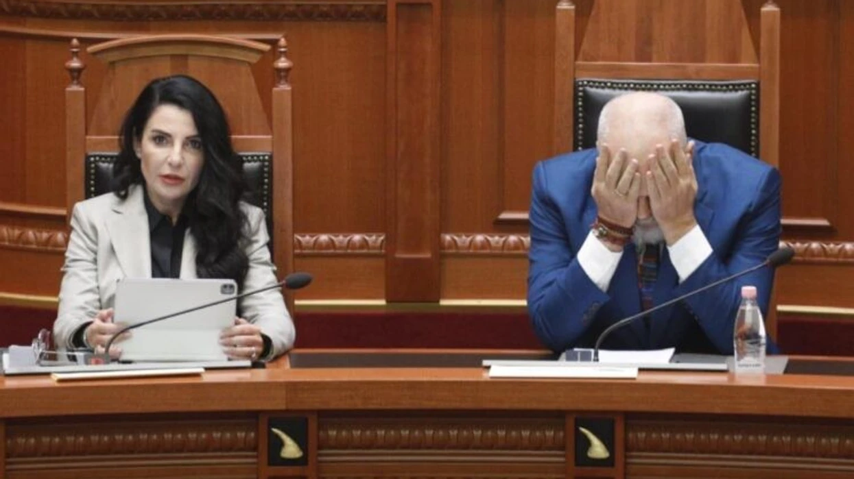 Rama bën shtatë ndryshime në qeveri: Largohet Balluku e Spiropali