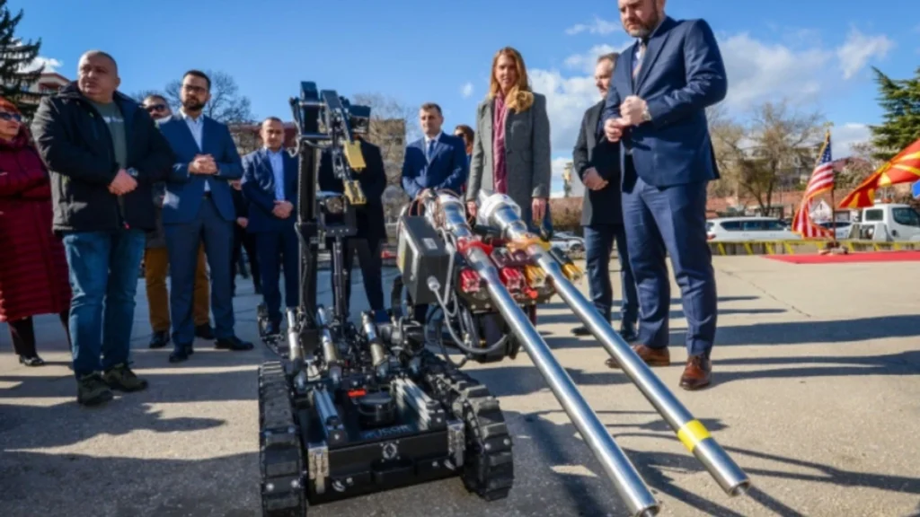 Toshkovski: Donacion nga SHBA në vlerë prej një milionë euro për departamentin e bombave të MPB-së