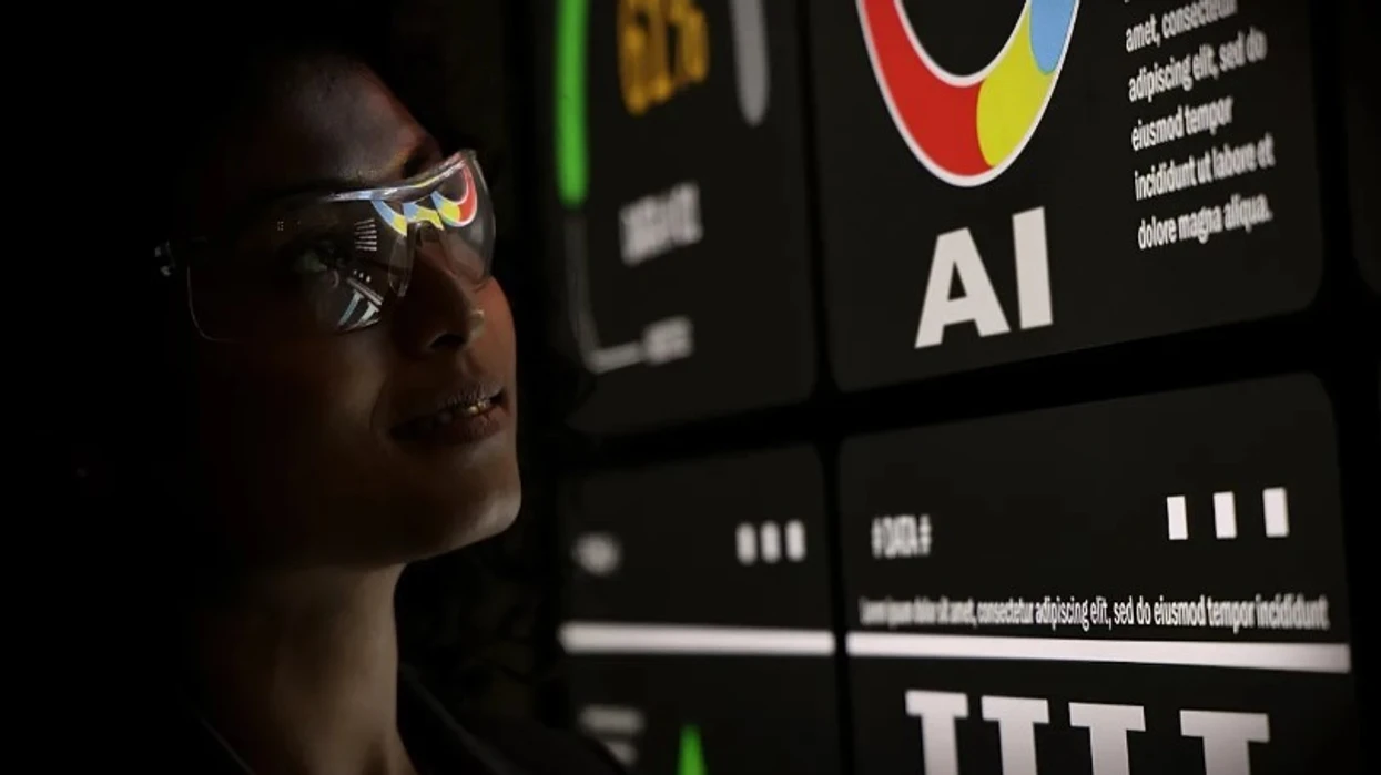 Pse gratë janë më skeptike ndaj inteligjencës artificiale se burrat?