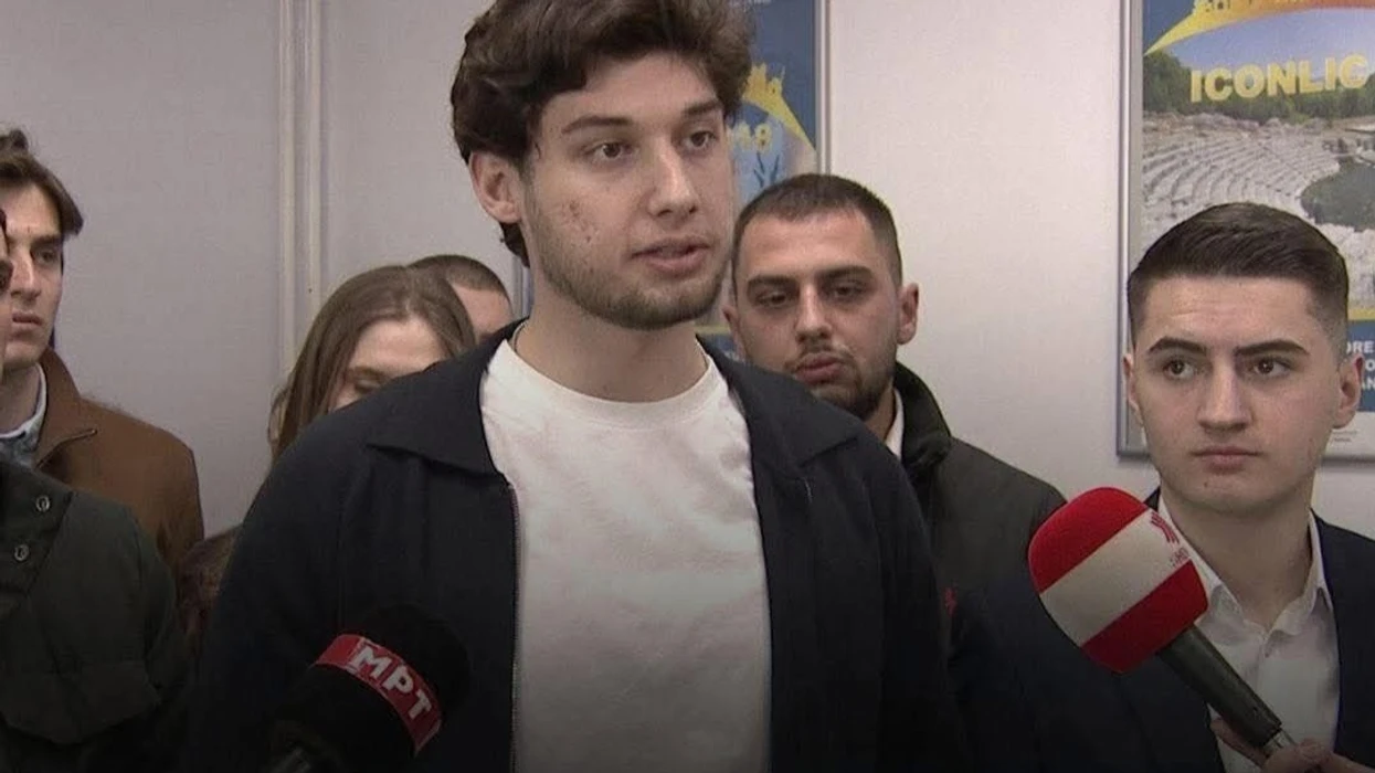 Studentët e drejtësisë së tre universiteteve paralajmërojnë protesta për mbajtjen e provimit të jurisprudencës në gjuhën shqipe