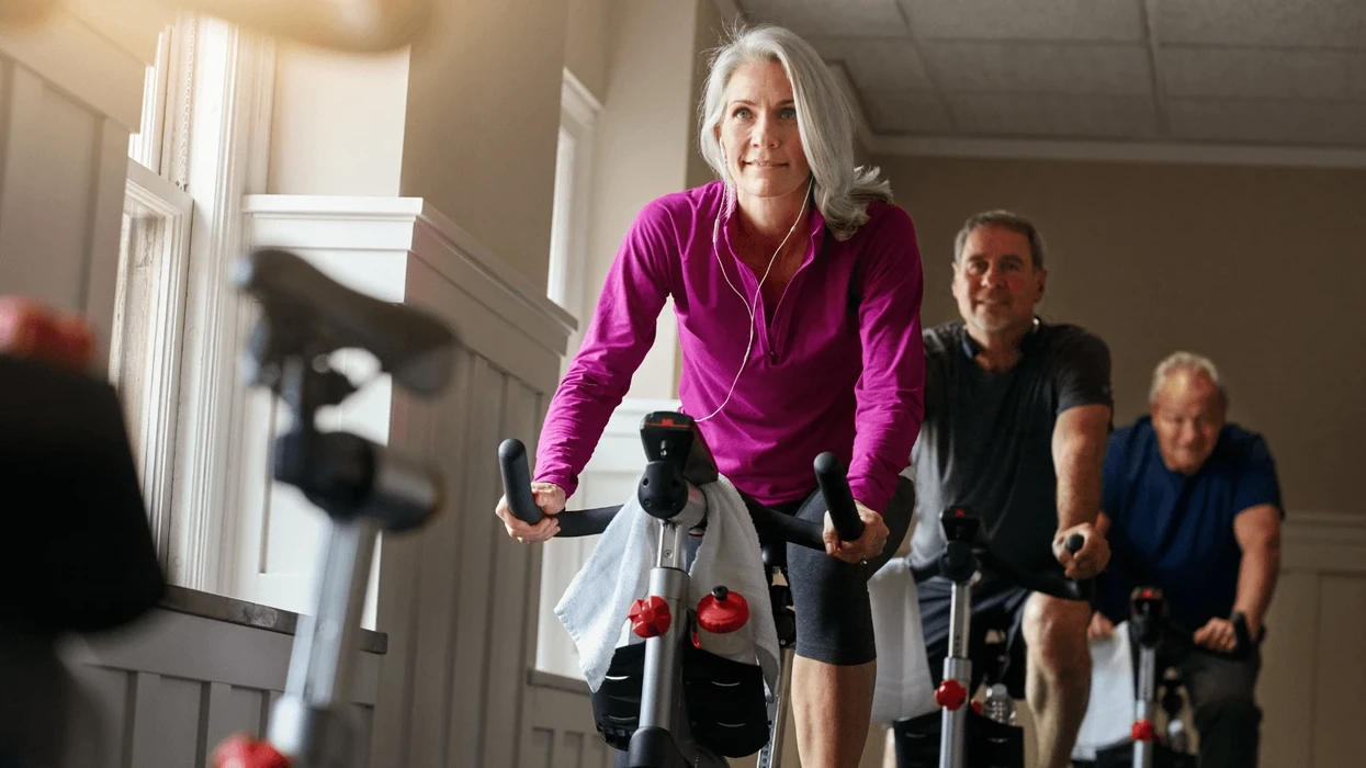 MRI e konfirmon: 150 minuta ushtrime në javë mund ta bëjnë trurin gati një vit më të ri