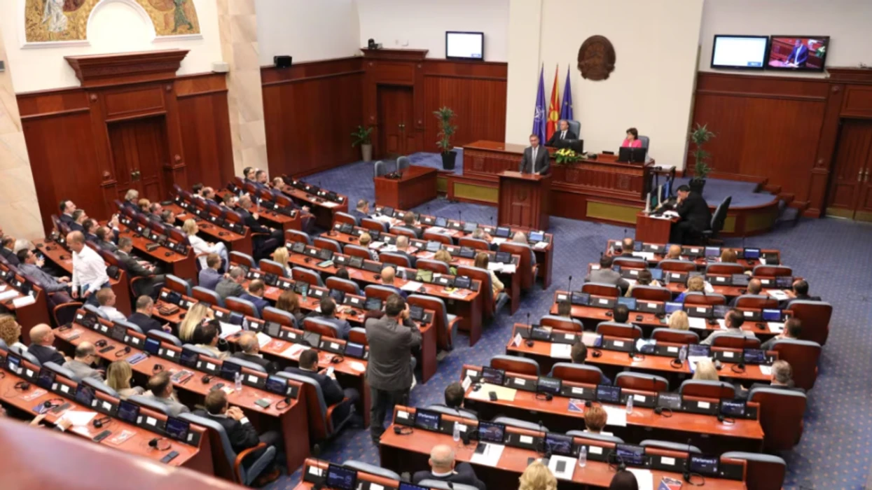 Nuk miratohet propozim-ligji për rritjen e pagës minimale në Kuvendin e Maqedonisë