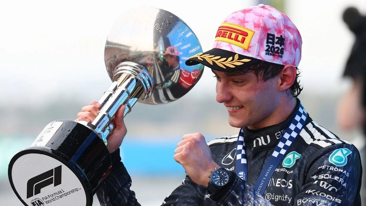 Adoleshenti magjepsës feston në Çmimin e Madh të Japonisë, merr kryesimin në renditje