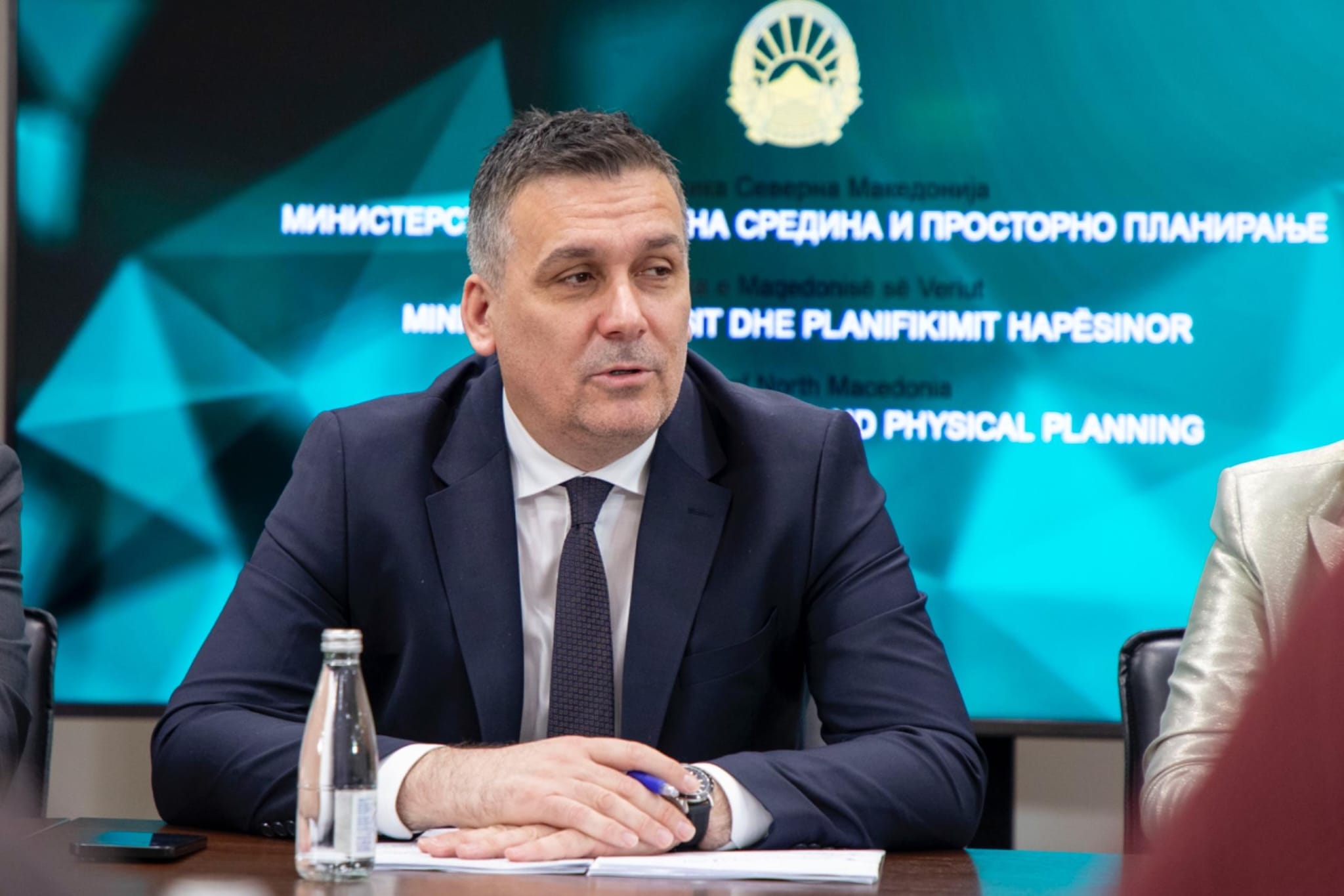 Hoxha: Zero tolerancë ndaj ndotësve të ajrit