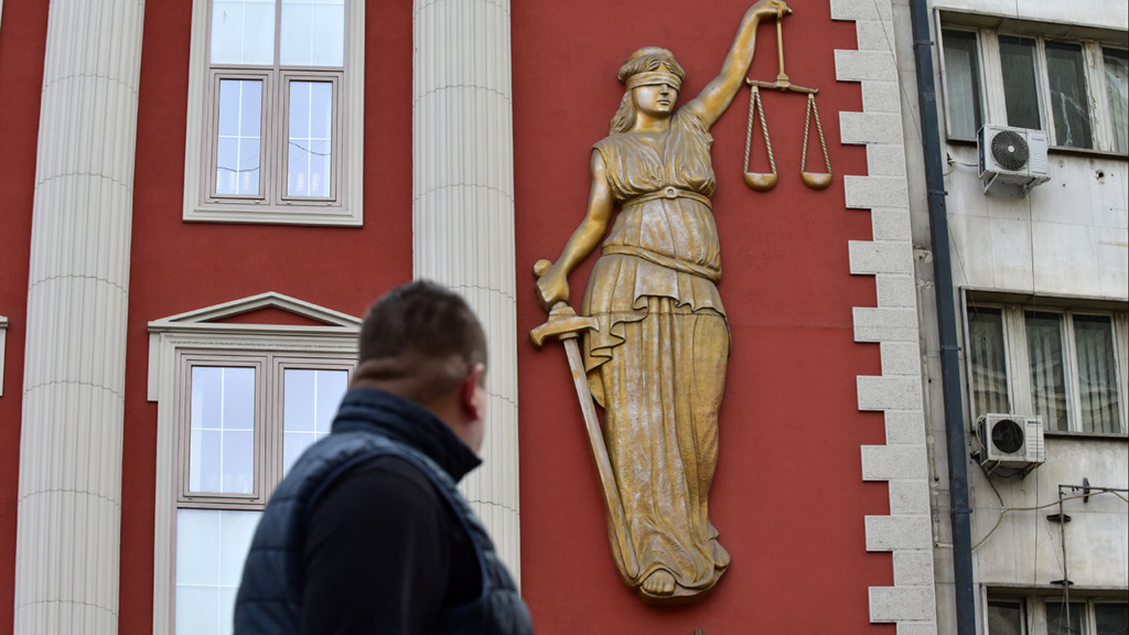 Vendet e zbrazura të Maqedonisë së Veriut dhe Serbisë në Eurodrejtësi: Dhuratë për krimin e organizuar